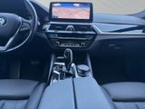 BMW 520 d Touring LC Prof Pano AHK LED Driv Assis Park-Assistent