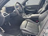 BMW M3 xDrive Touring M-Drivers Package LenkradHZG