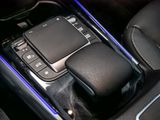 MERCEDES-BENZ GLA 200 d BURM AMG NIGHT DISTR PANO SPUR KAMERA