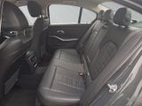 BMW 330 i Limousine LC Prof Sportsitze adapt. LED