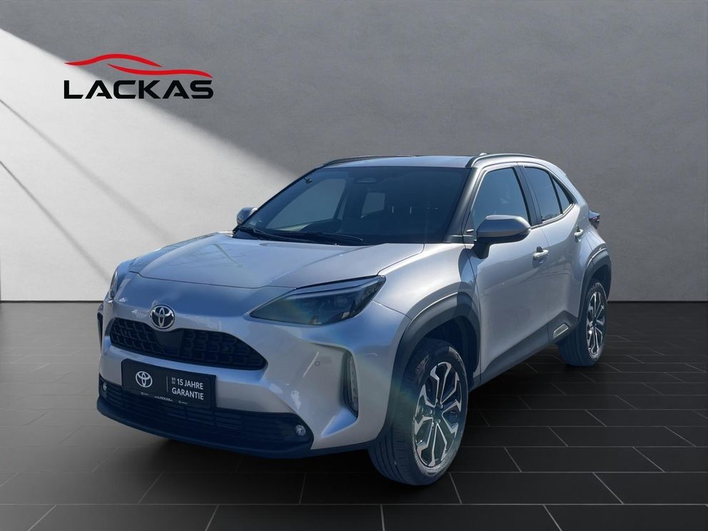 TOYOTA Yaris Cross Teamplayer*SAFETY*AHK*ALLWETTER