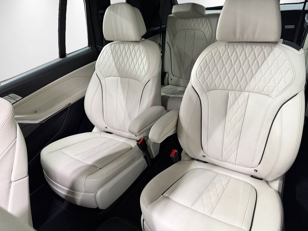 BMW X7 M60 i xDrive M Sport Pano+H&K+AppleCarPlay
