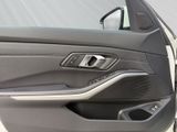 BMW 320 d Touring LC Prof Stoß&Go AHK Standheizung