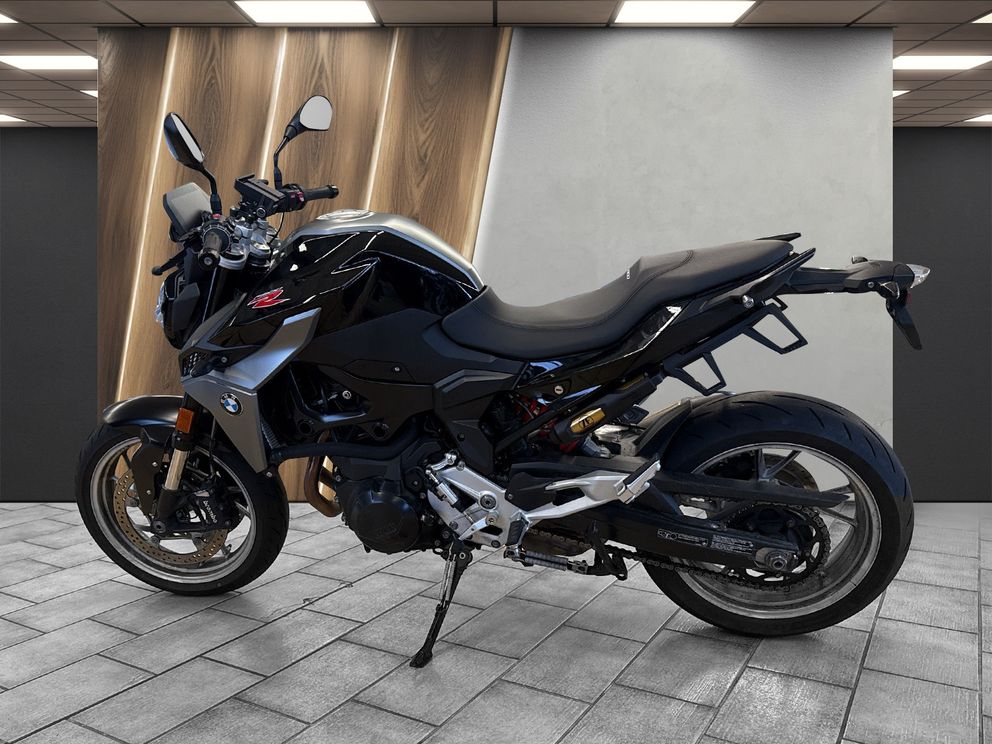BMW F 900 R A2+4-Pakete+RDC+Kurvenlicht+Schaltassist+