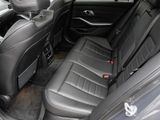 BMW 330 dxDriveMSport+Panorama+Navi+eSitze+Leder