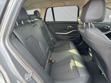 BMW 318 dA Touring LED ACC AHK ParkAssistent Sportsitz