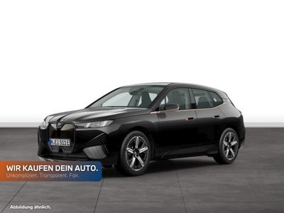 BMW iX xDrive45 