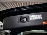 MERCEDES-BENZ C 220 d T // AMG DISTR SPUR AHK KAMERA PDC SHZ