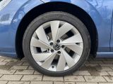 VW Golf VIII Var. 1.5 eTSI DSG Kamera/Winter/ACC/R2