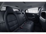 MERCEDES-BENZ GLA 180 360 KAMERA PDC SHZ