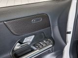 MERCEDES-BENZ GLA 180 d , PROGRESSIVE AHK KAMERA SPUR PDC SHZ