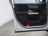 MERCEDES-BENZ EQB 250+ , AMG 360 AHK DISTR KAMERA PANO SPUR
