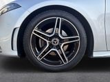 MERCEDES-BENZ A 200 AMG LIne Night Ambiente MBUX  Kamera Aut.
