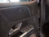 MERCEDES-BENZ GLB 200 d AMG SPUR KAMERA PDC SHZ MULTI