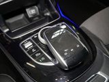 MERCEDES-BENZ E 200 T AVANTGARDE KAMERA PANO SPUR PDC SHD SHZ