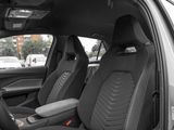 CUPRA Born 150 kW // SPUR SHZ PDC