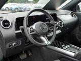 MERCEDES-BENZ GLA 200 d // PROGRESSIVE MULTI AHK DISTR KAMERA