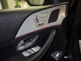 MERCEDES-BENZ GLE 300 d 4M AMG WIDE KAMERA PANO SPUR PDC SHD