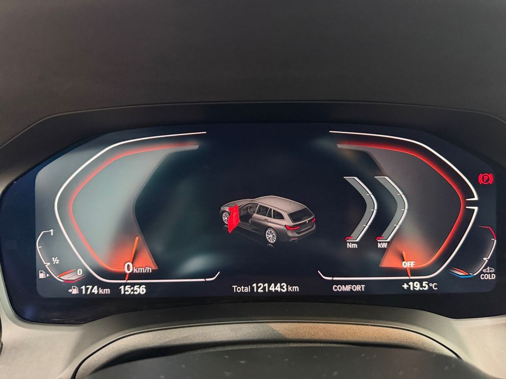 BMW 330 i xDrive Touring Sport Line Memoy+Navi+SHZ