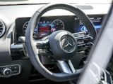 MERCEDES-BENZ GLA 200 AMG NIGHT SPUR DISTR PANO AHK 360 PDC