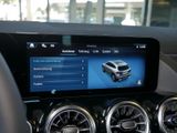 MERCEDES-BENZ GLA 200 NIGHT PROGRESSIVE MULTI 360 AHK DISTR