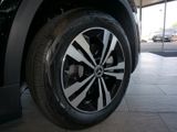 MERCEDES-BENZ GLA 200 NIGHT PROGRESSIVE MULTI 360 AHK DISTR