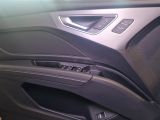 AUDI Q4 SUV e-tron performance 210 kW Klima Navi