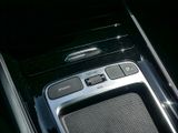 MERCEDES-BENZ GLB 200 // PROGRESSIVE SPUR PANO AHK KAMERA PDC