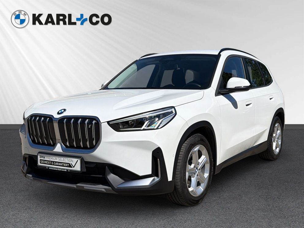 BMW iX1 XDRIVE30 AHK Sportsitze Parkassistenzsystem