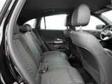 MERCEDES-BENZ GLA 200 d // PROGRESSIVE MULTI AHK DISTR KAMERA