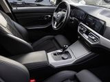 BMW 330 eTour+Navi+DAB+LED+RFK+SHZ+Sportsitze+PDCv+h