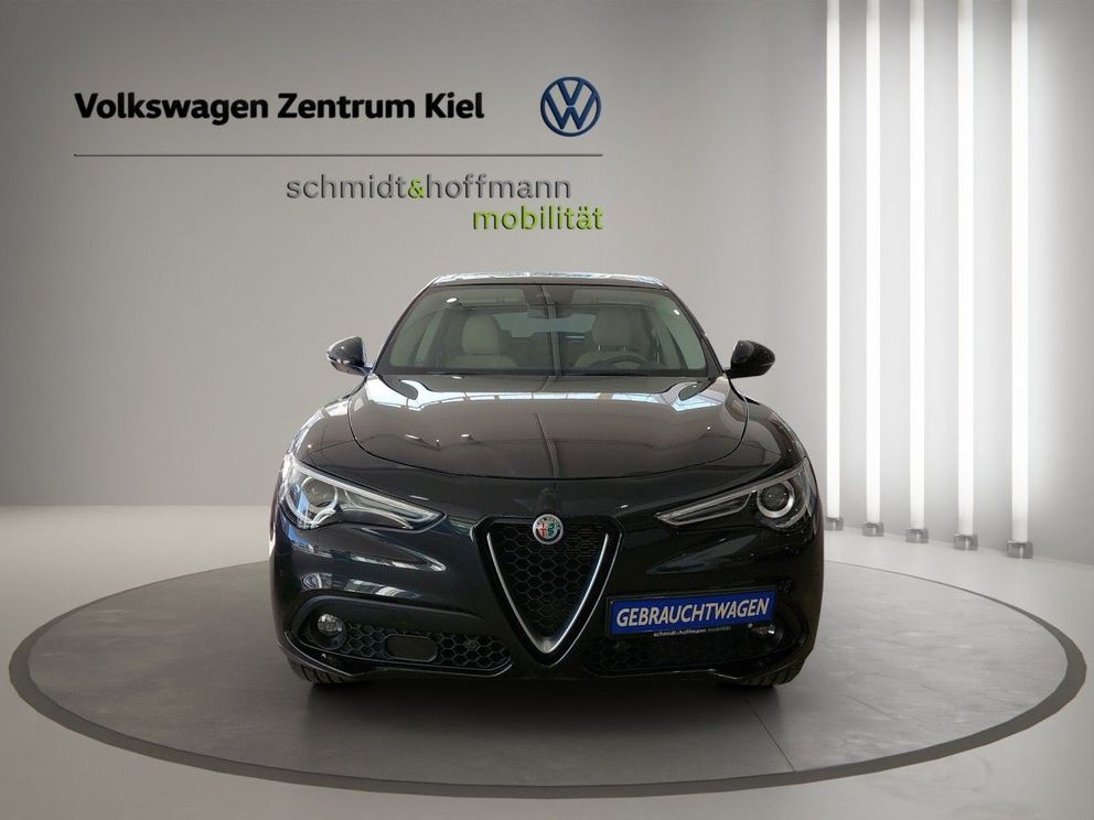 ALFA ROMEO Stelvio Lusso Q4 2.2 JTDM