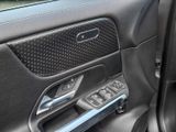 MERCEDES-BENZ GLB 200 d PROGRESSIVE SPUR PANO AHK DISTR PDC