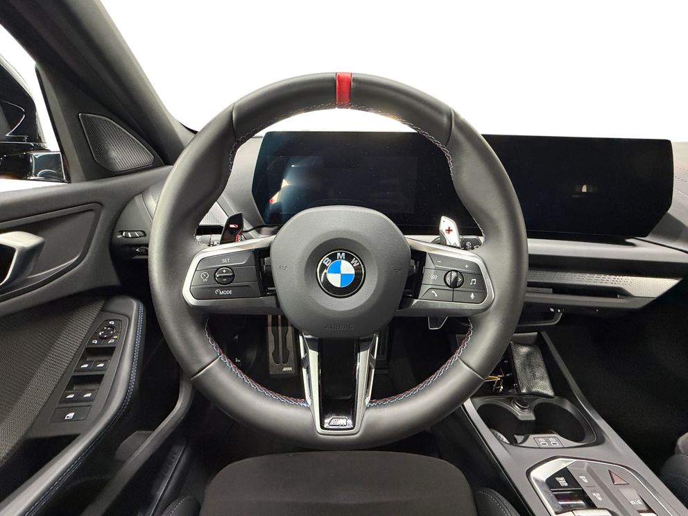 BMW M135 i xDrive M Sport Pro Adapt.LED+HUD+H&K+SHZ