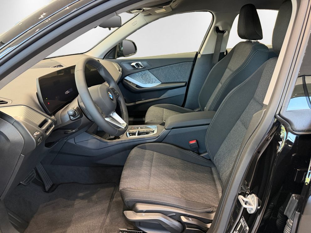 BMW 216 i Gran Coupe SHZ+Navi+Shadow-Line+LED+RFK