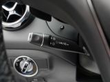 MERCEDES-BENZ GLA 180  PDC SHZ