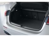 MERCEDES-BENZ A 200 AMG NIGHT MULTI DISTR KAMERA PANO SPUR PDC
