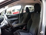 BMW 218i Active Tourer SH LED AHK Head-Up