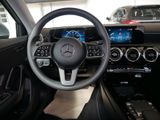 MERCEDES-BENZ A 180 d SPUR KAMERA SHZ