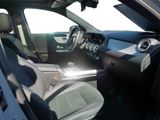MERCEDES-BENZ GLA 200 d | AMG Night Navi LED AHK Pano Kamera SHZ