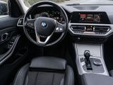 BMW 318 d+AHK+Navi+LED+StandHZG+LenkradHZG+SHZ+PDCv+h
