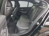 BMW 318 i Limousine Park-Assistent LED Navi PDC SHZ