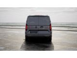 VW Transporter Kasten Motor: 2,0 l TDI 110 kW Getriebe: 8-Gang-Automatikgetriebe Radstand: 3500 mm LR
