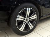 MERCEDES-BENZ C 220 d T AVANTGARDE AHK DISTR KAMERA SPUR PDC