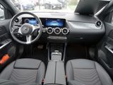 MERCEDES-BENZ GLA 200 PROGRESSIVE AHK KAMERA PANO SPUR STANDH