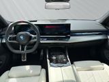 BMW i5 M60 xDrive B&W Panorama Autobahnassistent