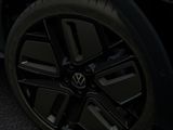 VW T-Roc R-Line 1.5 l eTSI OPF 110 kW (150 PS) 7-Gang-Doppelkupplungsgetriebe DSG