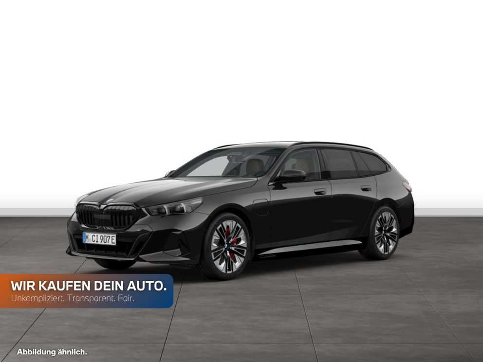 BMW 550e xDrive Touring