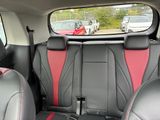 MAXUS Euniq 5 PANO 70 kWh 6Sitz LED 5J-Garantie Spur Leder Tisch