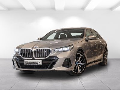 BMW i5 40eDriveMSport+AHK+Navi+LED+HUD+360Kamera+SHZ